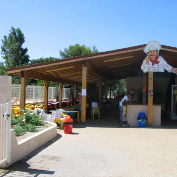 rives-des-corbiegraveres-port-leucate-tkw0a