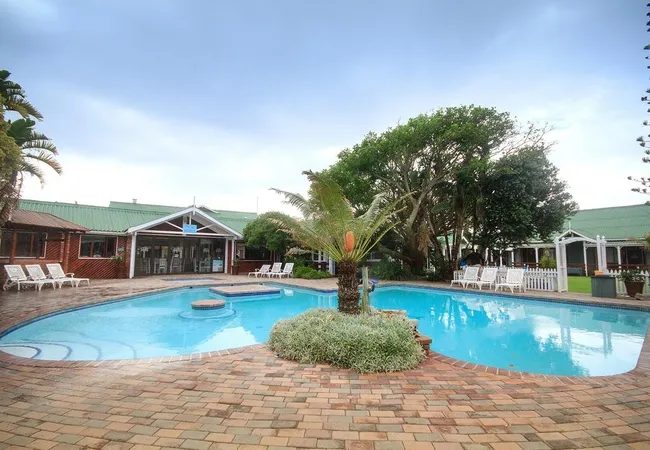 pine-lodge-resort-summerstrand-port-elizabeth-5eaxj