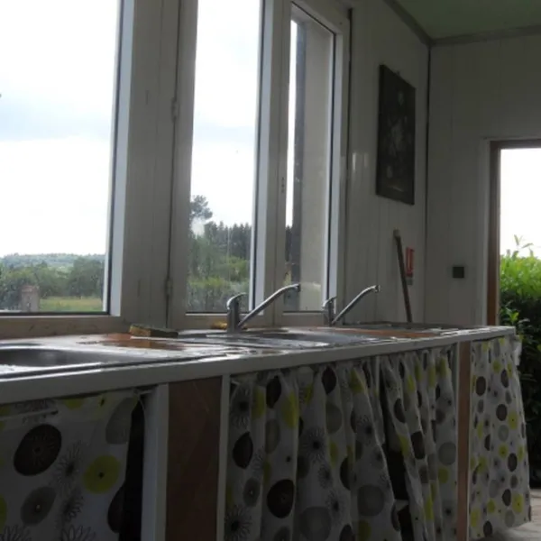 camping-la-bergereine-melisey-e29bi