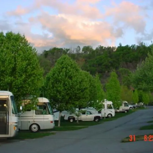 Mountain Gate RV Park & Cottages