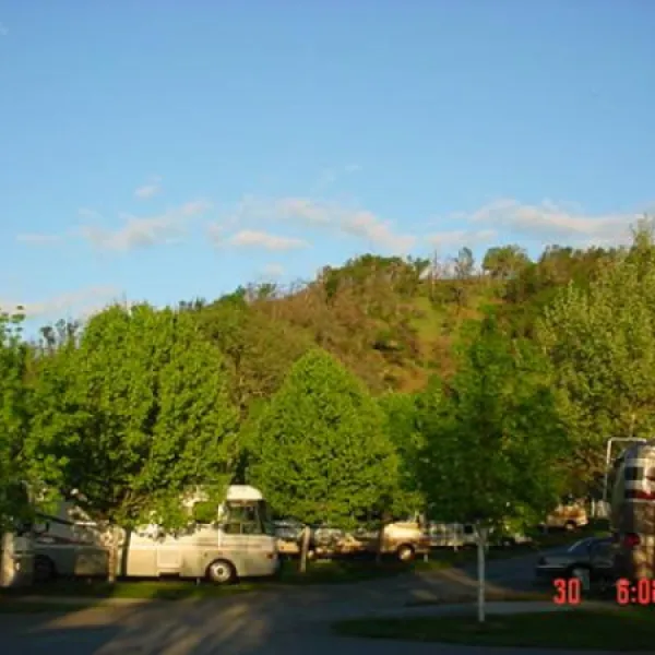 Mountain Gate RV Park & Cottages