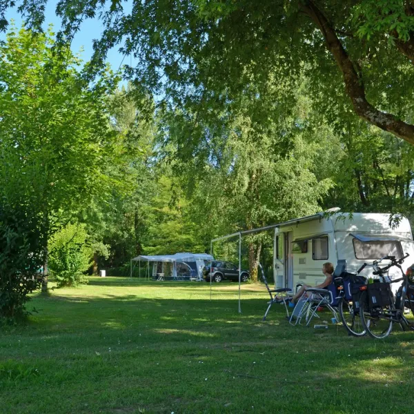 les-bords-du-guiers-st-genix-sur-guiers-5okvf