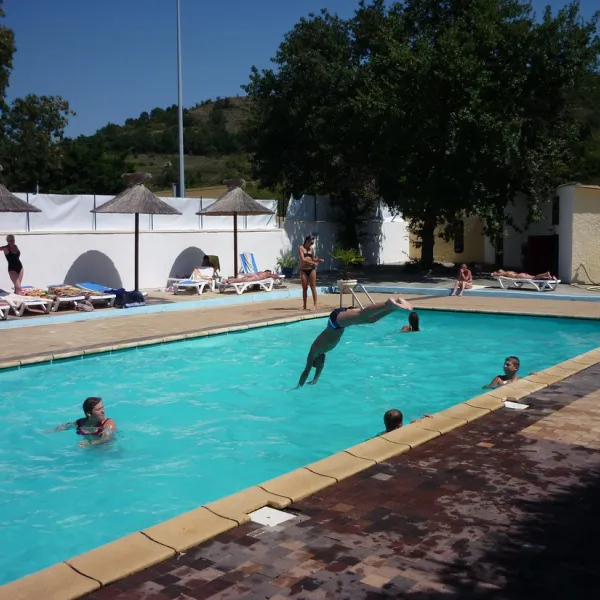 le-rieutord-st-vincent-de-barres-x8mzp