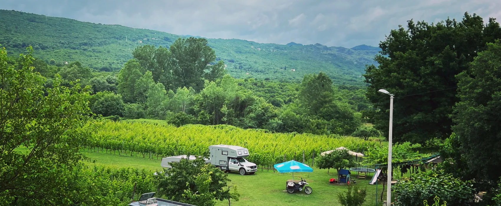 Purple Eye Estate - Camp & Winery (Jokaš)