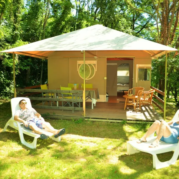 coeur-dardeche-les-ollieres-sur-eyrieux-ardeche-i4mw9