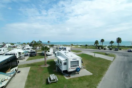 ocean-lakes-family-campground-myrtle-beach-chhwa