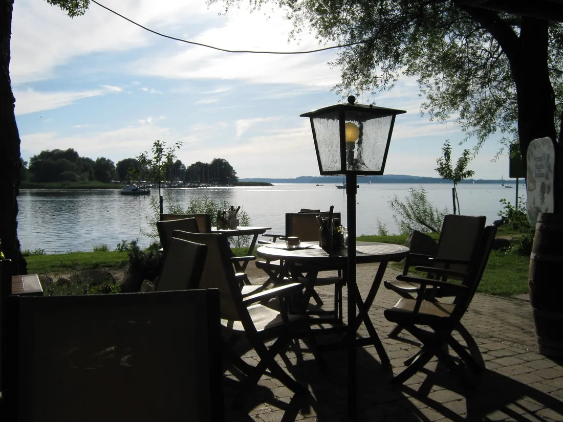 chiemsee-rodlgries-ubersee-x1cv9