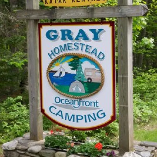 gray-homestead-oceanfront-camping-southport-fkgyp
