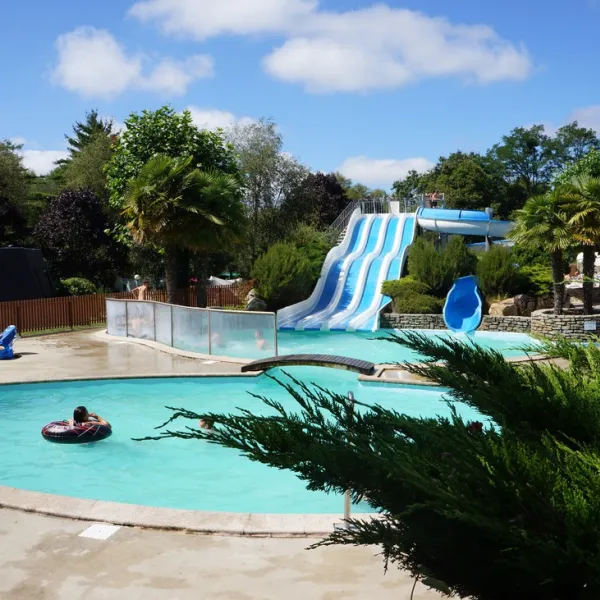 iris-parc-le-ty-nadan-locunole-vtagt
