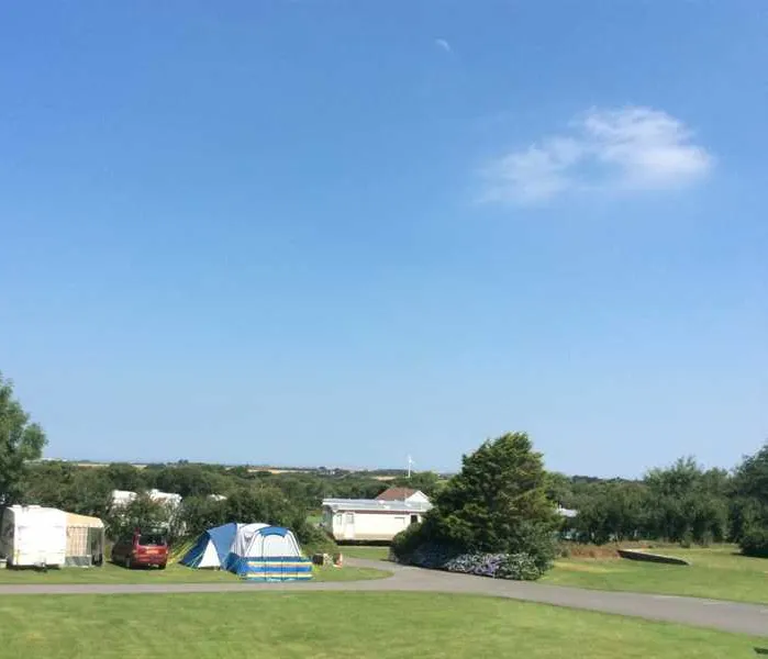 music-water-touring-park-wadebridge-crmx9