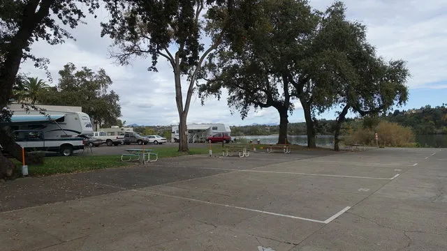 marina-rv-park-redding-xfgkm