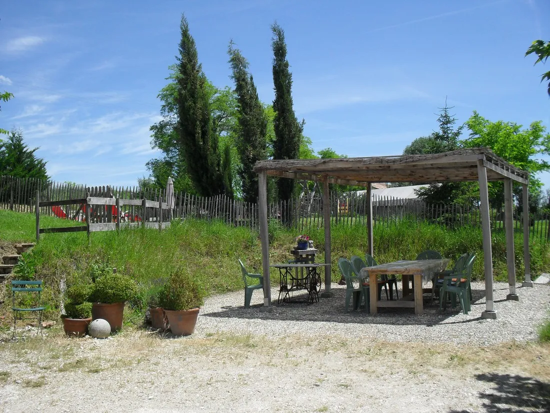 le-domaine-du-chasselas-gites-castelsagrat-02if8