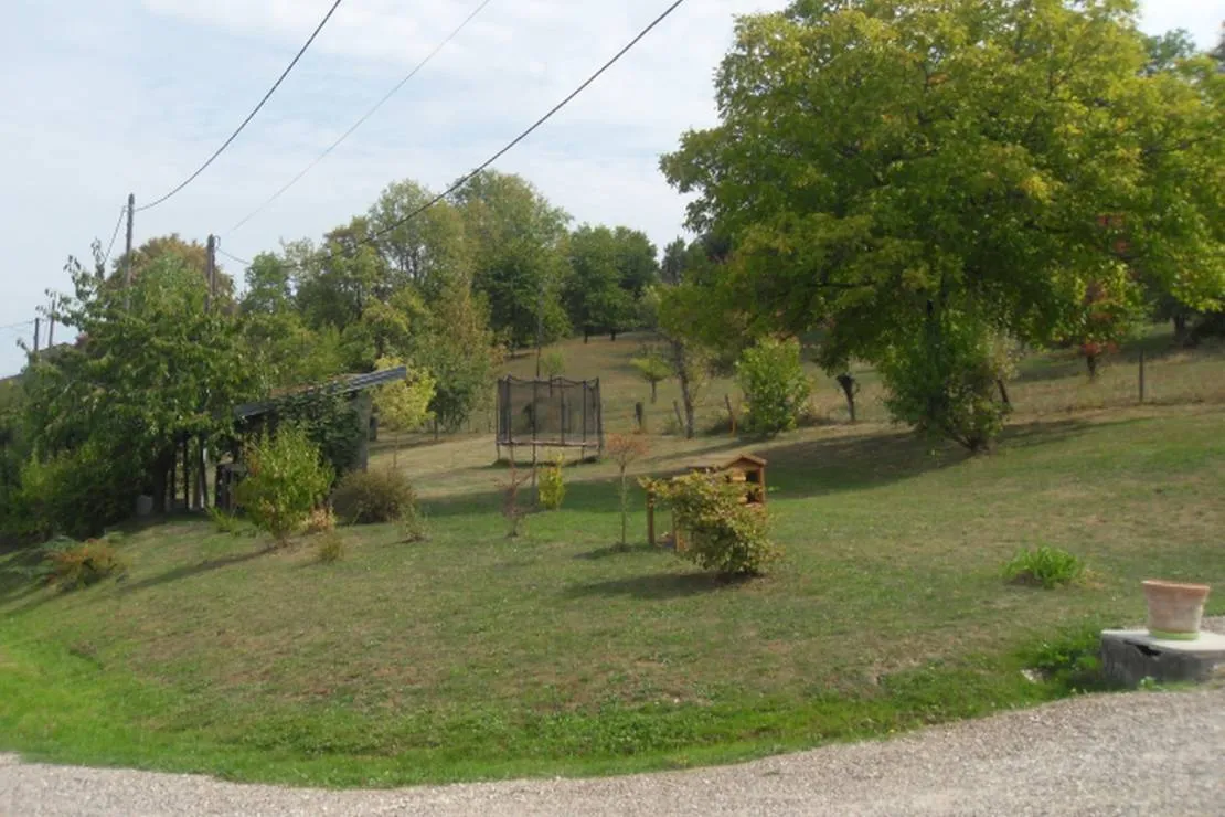 le-chaumont-camping-rural-de-collardey-claude-le-val-st-eloi-5mu2g