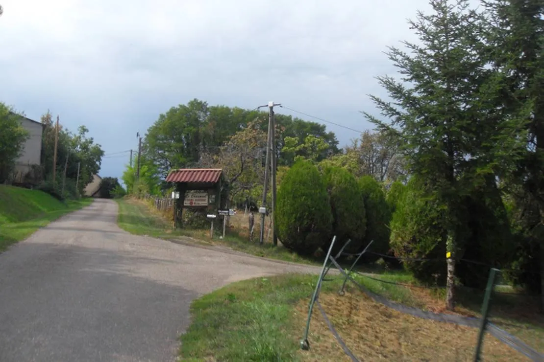 le-chaumont-camping-rural-de-collardey-claude-le-val-st-eloi-c72z6