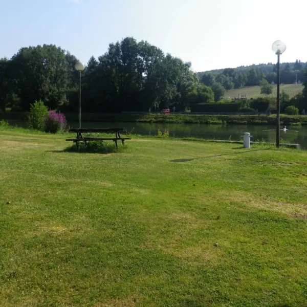 camping-les-dames-de-meuse-st-mihiel-sbml5