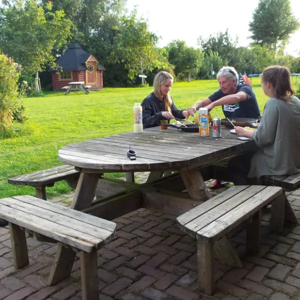 theaterboerderij-op-t-hogt-gemonde-rqeom