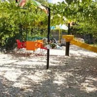river-side-camping-berat-yec5g