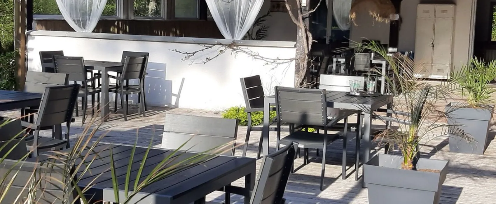 , Gites & Bistro le Paradou