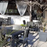 gites-bistro-le-paradou-saint-priest-la-prugne-ionaf
