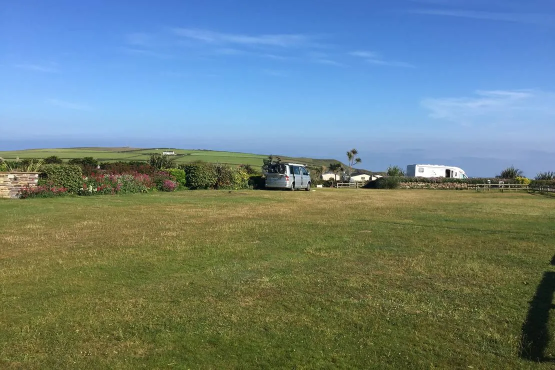 mother-iveys-bay-caravan-park-padstow-lclxi