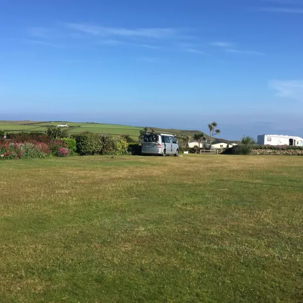 mother-iveys-bay-caravan-park-padstow-lclxi