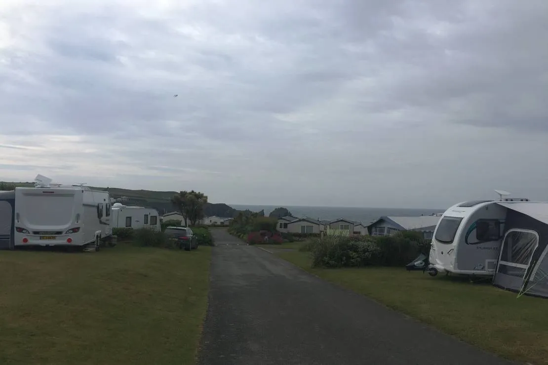 mother-iveys-bay-caravan-park-padstow-neccd