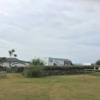 mother-iveys-bay-caravan-park-padstow-oisoi
