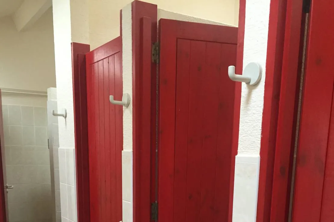 mother-iveys-bay-caravan-park-padstow-sy4v2