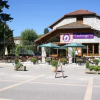 municipal-bel-air-st-pierre-de-curtille-kakei