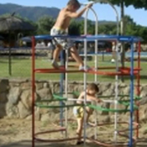 camping-las-canadas-banos-de-montemayor-uucoc