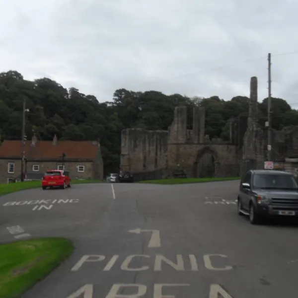 finchale-abbey-touring-park-durham-1hgsm