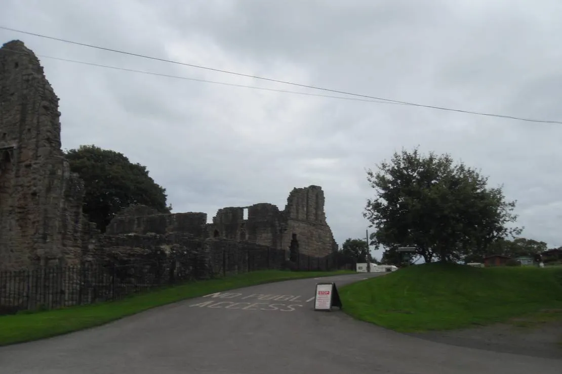 finchale-abbey-touring-park-durham-prre7
