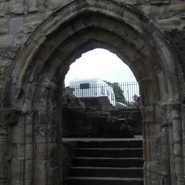 finchale-abbey-touring-park-durham-stuvb