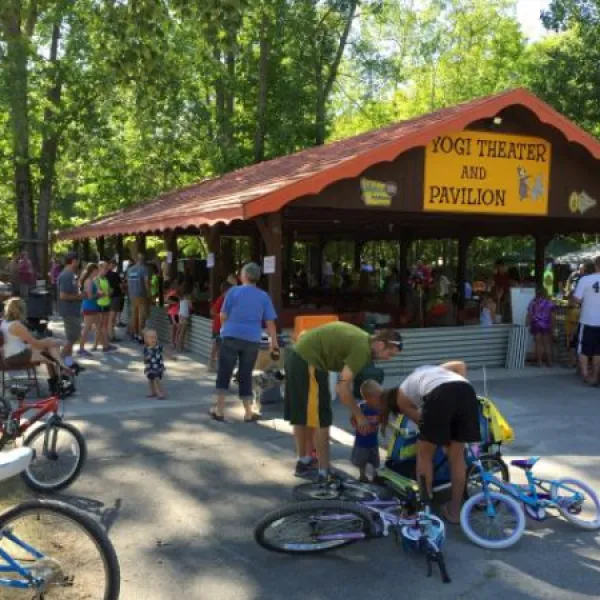 yogi-bears-jellystone-park-camp-resort-door-county-sturgeon-bay-zmjtb