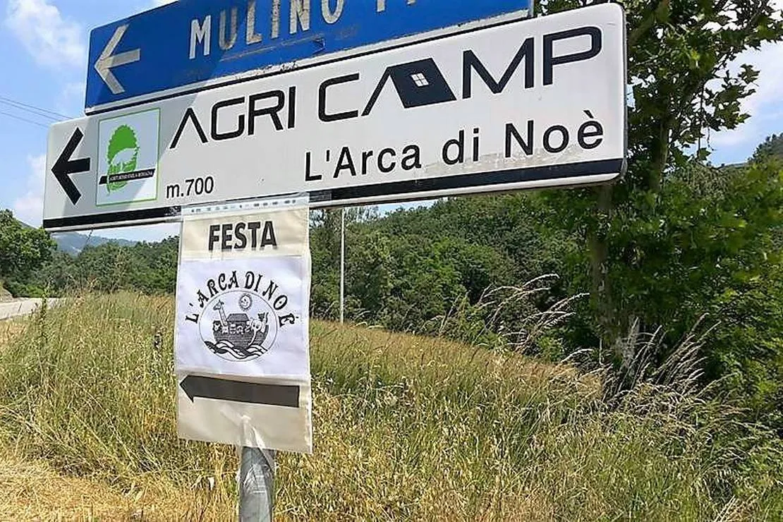 larca-di-noe-agricamp-gombola-di-polinago-wxw9p