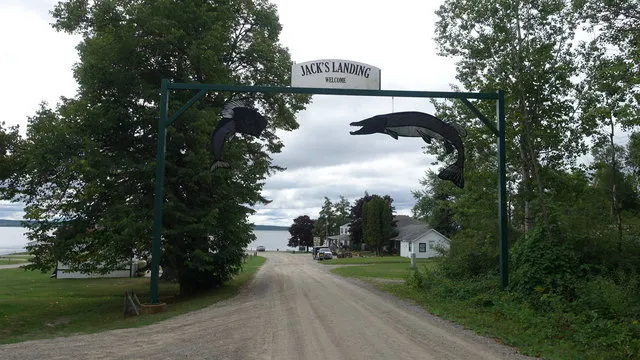 jacks-landing-resort-hillman-vasoe