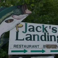 jacks-landing-resort-hillman-zpkza