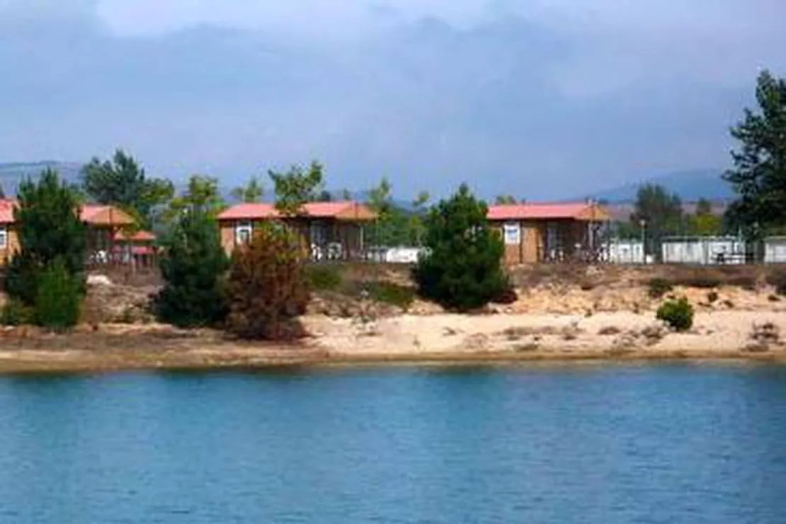 camping-playa-de-arija-arija-g2m4x