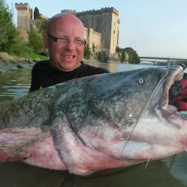 tartarin-tarascon-sur-rhone-e8sfh