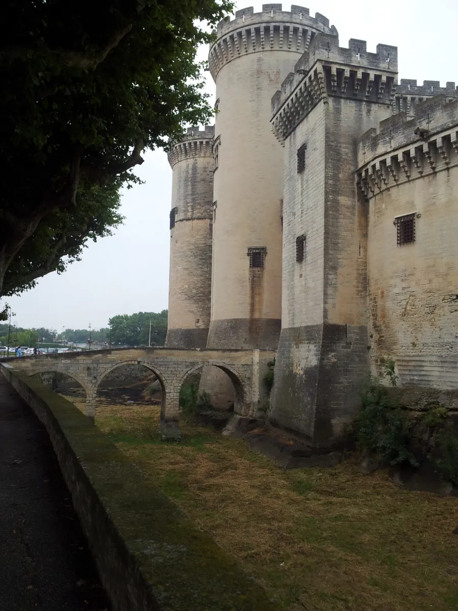 tartarin-tarascon-sur-rhone-p3bpg