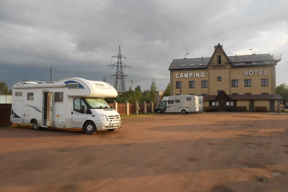 phlogiston-hotel-autocamping-saint-peterburg-qswnp