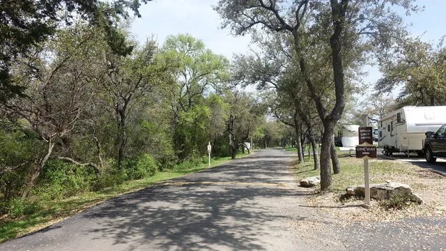 blazing-star-rv-resort-san-antonio-baij8