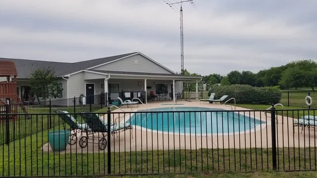 bluebonnet-ridge-rv-park-cottages-terrell-y73g3