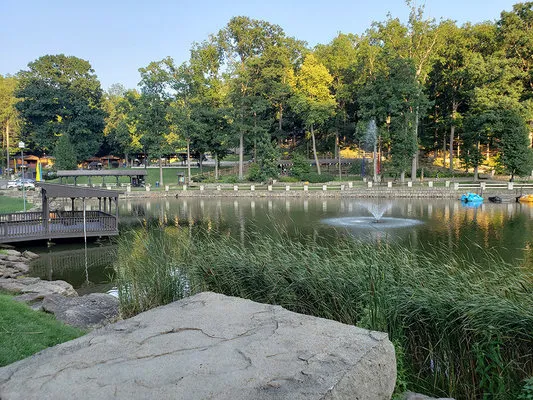 woods-tall-timber-lake-resort-new-philadelphia-qcve9