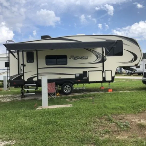 robert-newlon-airpark-rv-park-huntington-it7fm