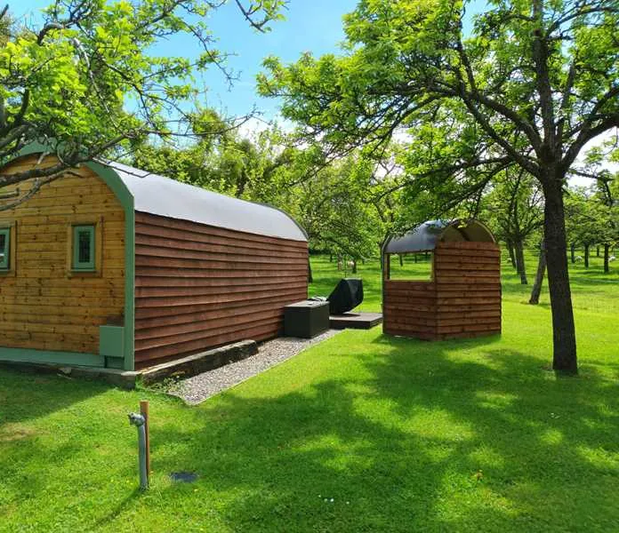 orchard-farm-luxury-glamping-and-campsite-glastonbury-39joy