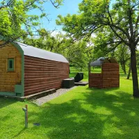 orchard-farm-luxury-glamping-and-campsite-glastonbury-39joy