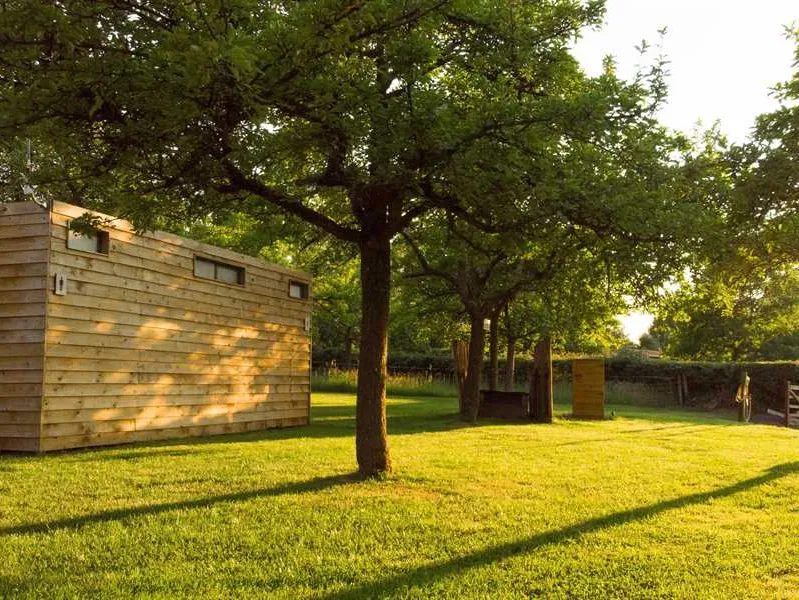 orchard-farm-luxury-glamping-and-campsite-glastonbury-jgzig