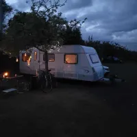 orchard-farm-luxury-glamping-and-campsite-glastonbury-lykl3
