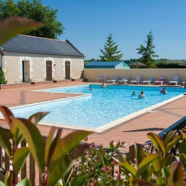 domaine-de-letang-brissac-quince-maine-et-loire-0w6fx